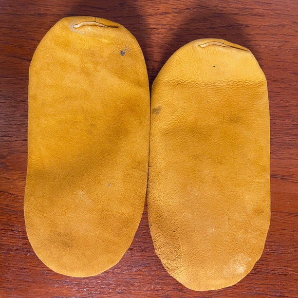 Handmade Beaded Moccasins - Picture 7 of 11